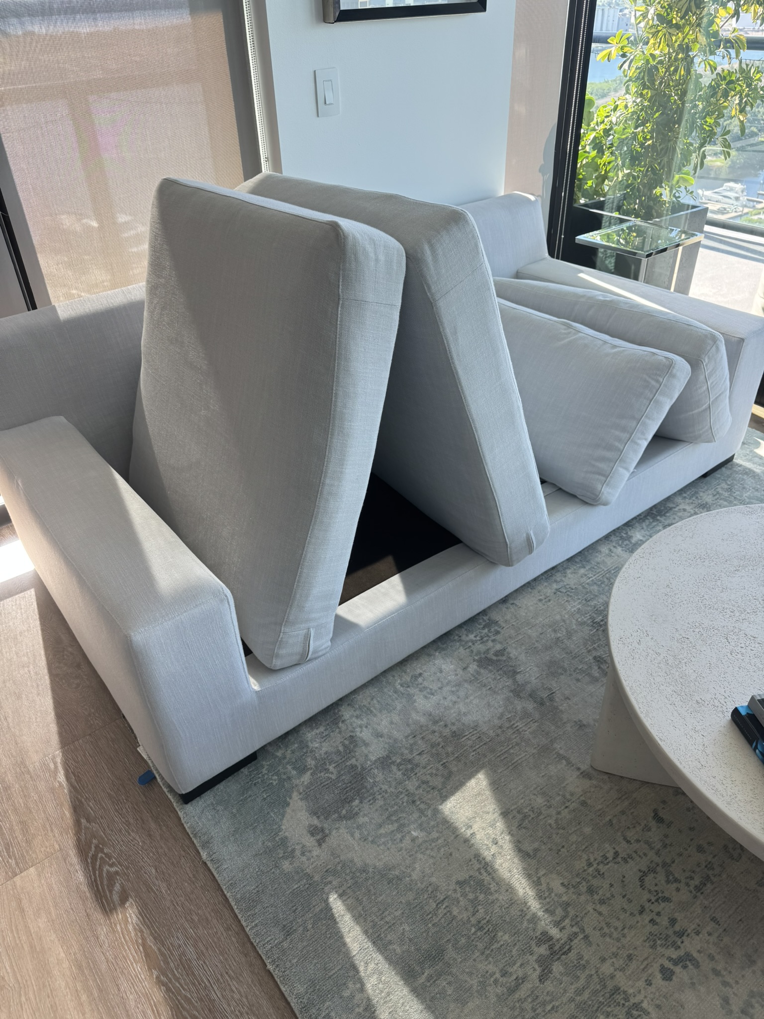 Did You Know Furniture Cleaning Is Good for Your Health? 🌿🛋️