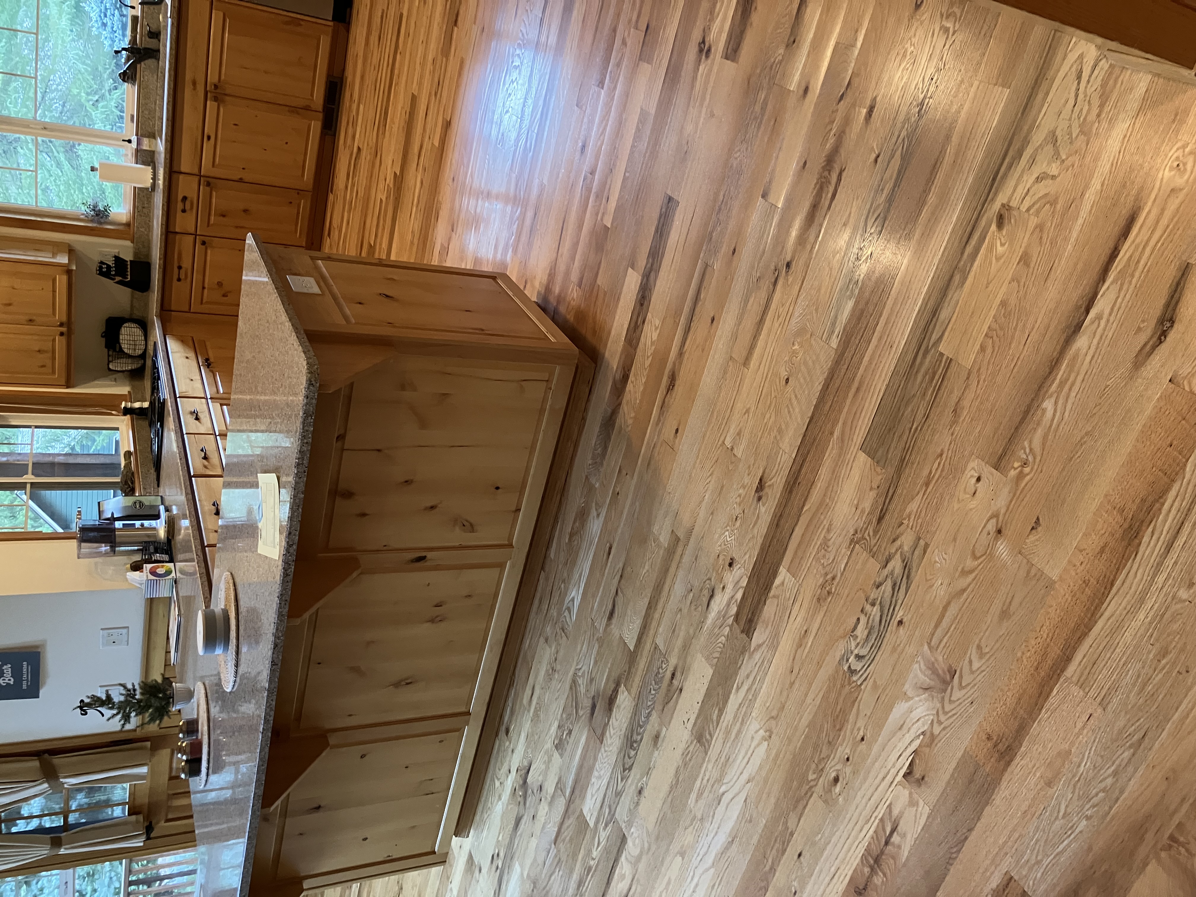 Heaven's Best Revitalizes Hardwood Floors in Gresham