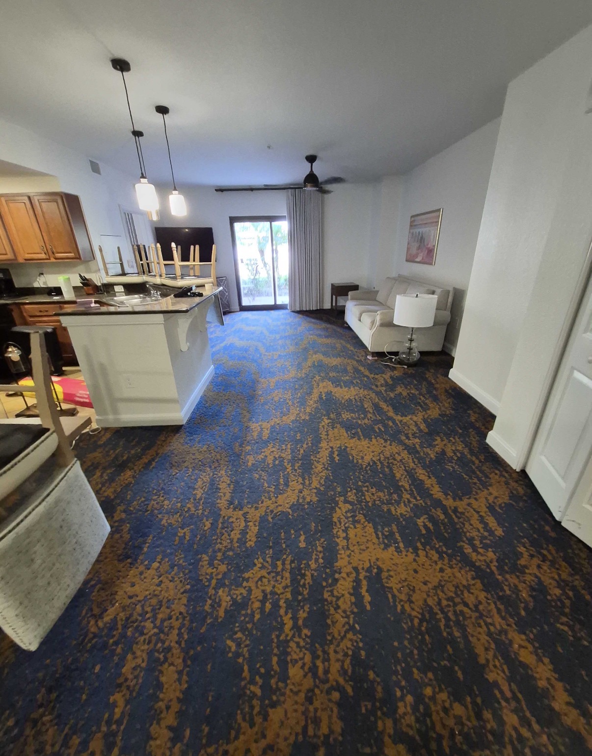 Deep Clean Apartment in Hotel